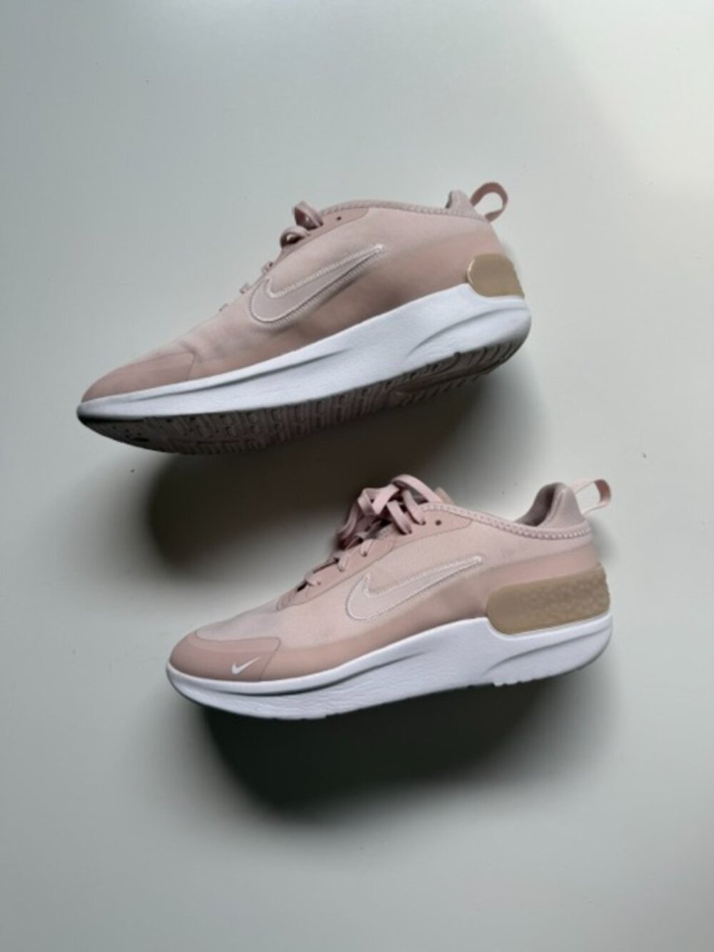NIKE AIR MAX WOMEN'S AMIXA ROSE PINK - CD5403 600 SIZE 9 Sneaker Running